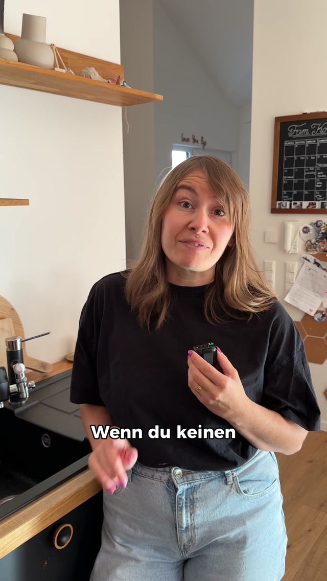 Die Creatorin spricht die Zuschauer in ihrer Küche direkt an
